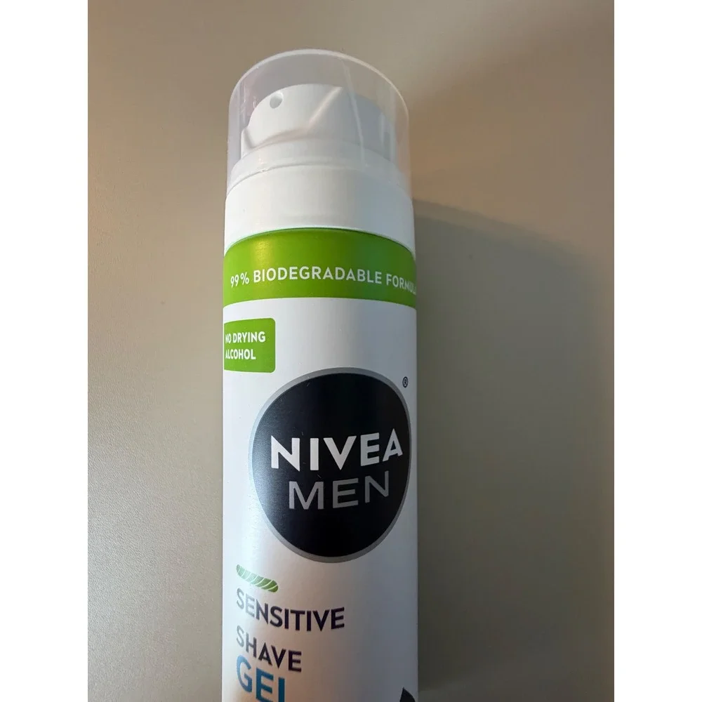 Nivea Men Sensitive Shave Gel 7oz Soothing VitaminPro Complex No Alcohol NEW